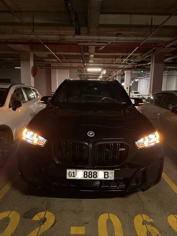 BMW X5 M60 2025г