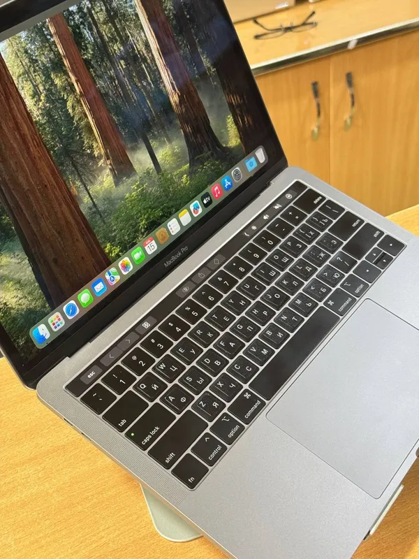 Macbook pro sotiladi 16/512gb — фото 1