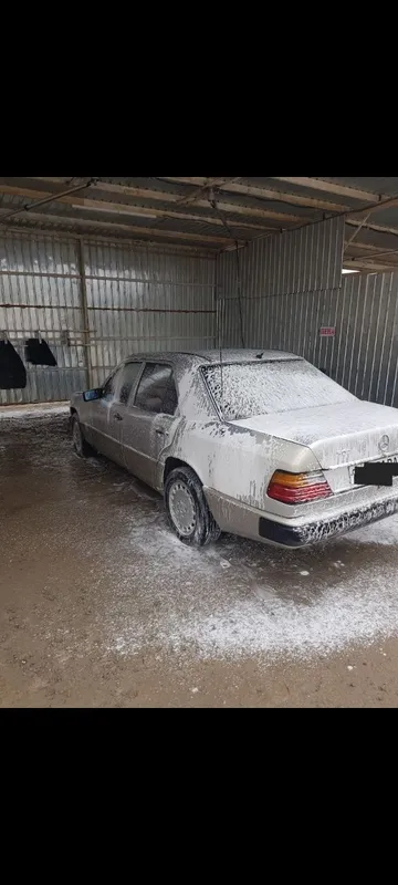 Мерседес бенз w124 кузов дизель мотор 5 поршин 3 Мерседес бенз w124 кузов дизель мотор 5 поршин 3