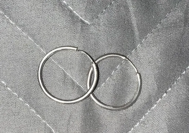 Серебряные сережки конго