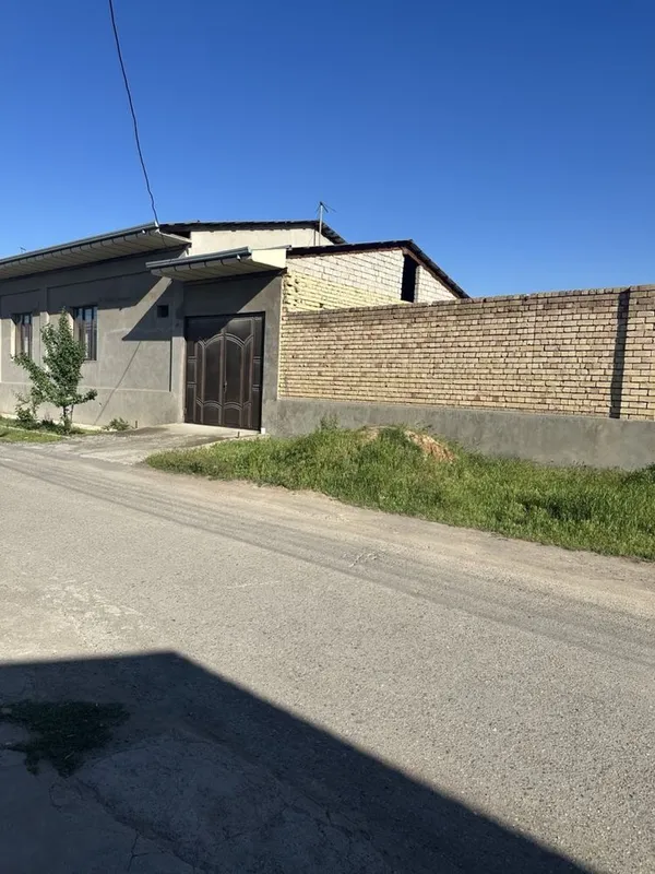 12.50 sotix uy yer sotiladi Toshkent tumani kirovda 2
