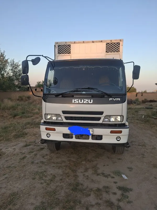 Katta Isuzu sotiladi 1