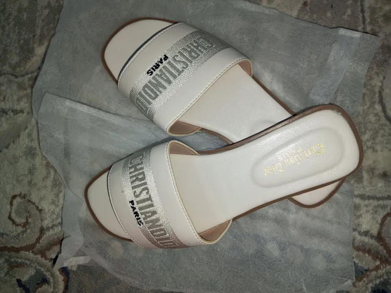CHRISTIAN DIOR CHRISTIAN DIOR
