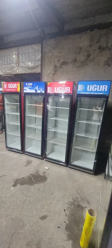 Продаётся холодильник Vetrena 3 Продаётся холодильник Vetrena 3