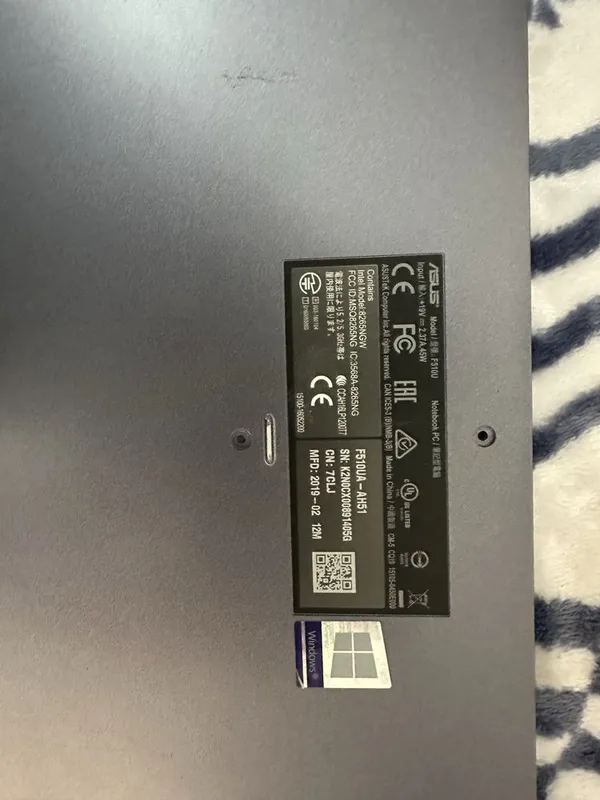 Разборка Asus F510U, есть аккумулятор, зарядка, кулер, Wi-Fi, динамики