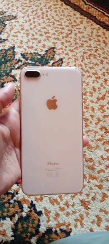 iPhone 8 Plus 64 ГБ, неисправен разъём для зарядки 5