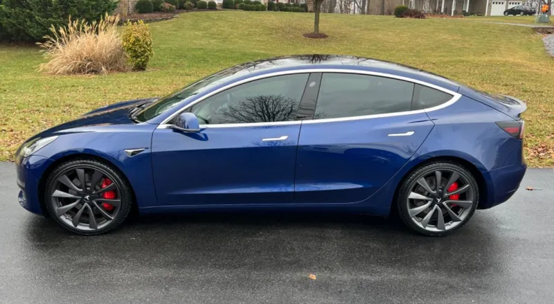 Премиальный Tesla model 3 perfomance, 2020 — фото 1
