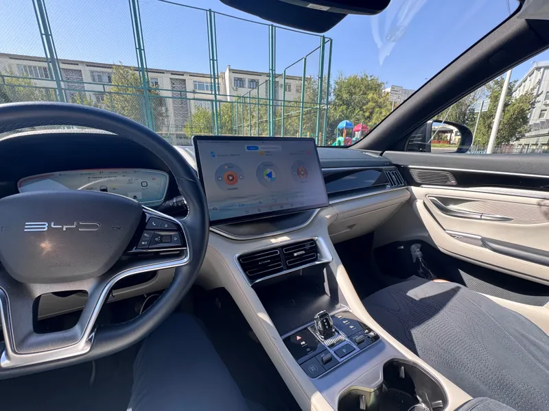 BYD Chempion EV 605 talik, 2023 yil qora 28 000 probeg 8 BYD Chempion EV 605 talik, 2023 yil qora 28 000 probeg 8