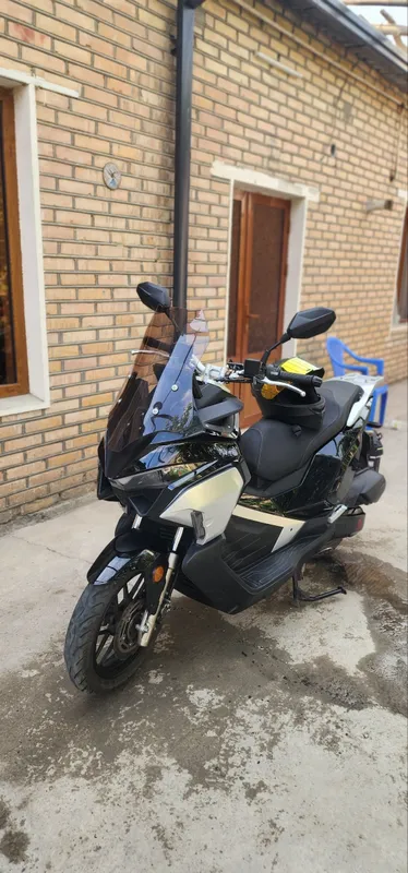 Skuter bonvi maksi skuter