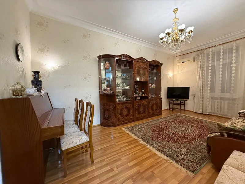 Mirzo Ulug‘bek tumanida 95 m², 3 xonali kvartira sotiladi 1 Mirzo Ulug‘bek tumanida 95 m², 3 xonali kvartira sotiladi 1