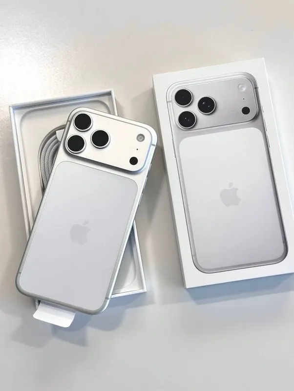 iPhone 17 Pro Max silver 256 gb sim Arzoni bizda