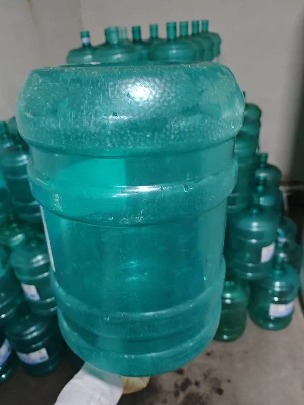Bu 18.9 litr baklashka 7 000 sum 1 Bu 18.9 litr baklashka 7 000 sum 1