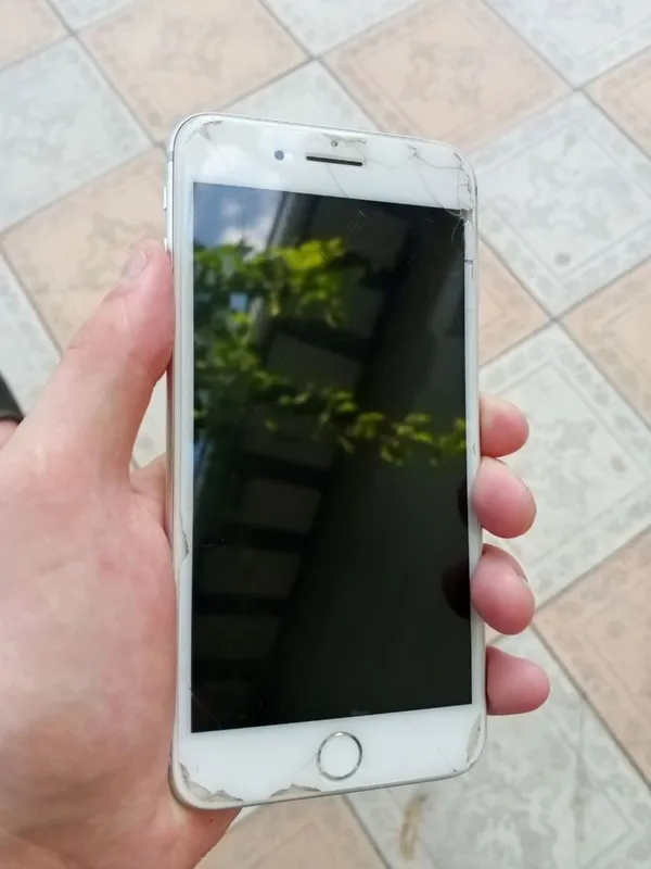 iPhone 8 plus holati ideal.