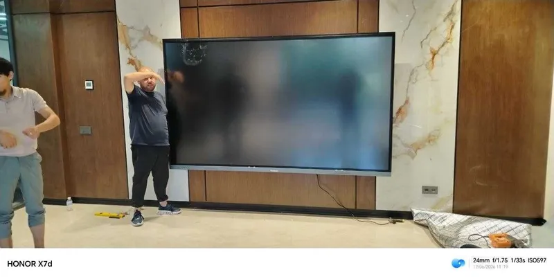 Ремонт установка Интерактивный Панель Доска Сенсорный на стену 6 Ремонт установка Интерактивный Панель Доска Сенсорный на стену 6