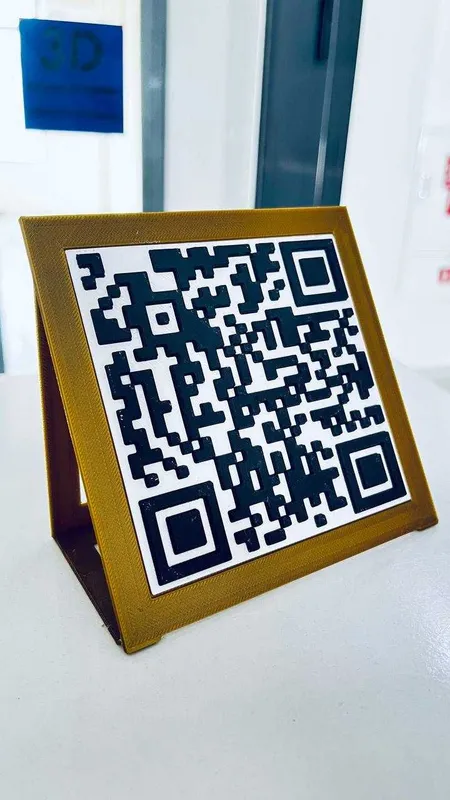 Изготовление табличек с QR-кодом | Быстро и качественно