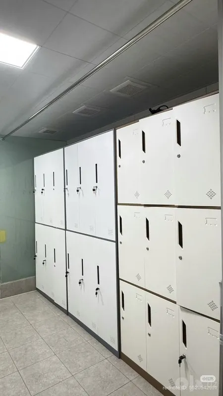 Ishxona va sport zallar uchun metall razdevalka shkafi 8 Ishxona va sport zallar uchun metall razdevalka shkafi 8