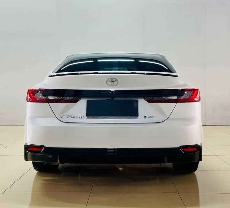 Toyota Camry 2026 Model Dual-Engine 2.0HSE Sport Lite Edition 6 Toyota Camry 2026 Model Dual-Engine 2.0HSE Sport Lite Edition 6
