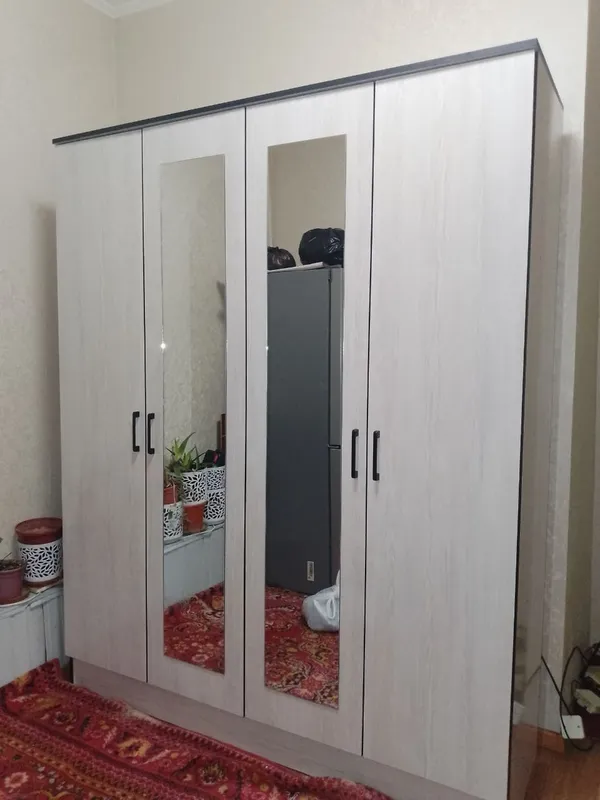 Loft stellaj / Kitob javoni va polkalari 4 Loft stellaj / Kitob javoni va polkalari 4