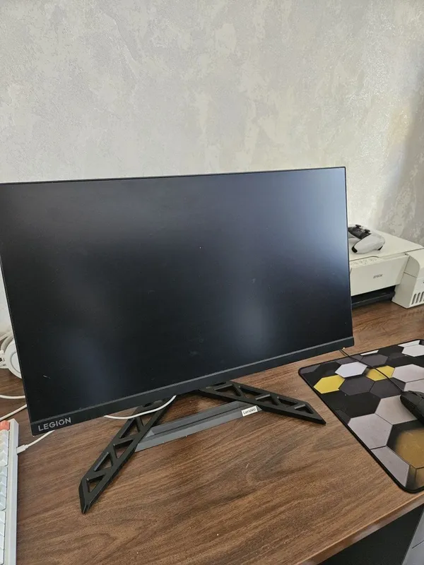 Lenovo Legion (FHD 180Hz) — фото 1