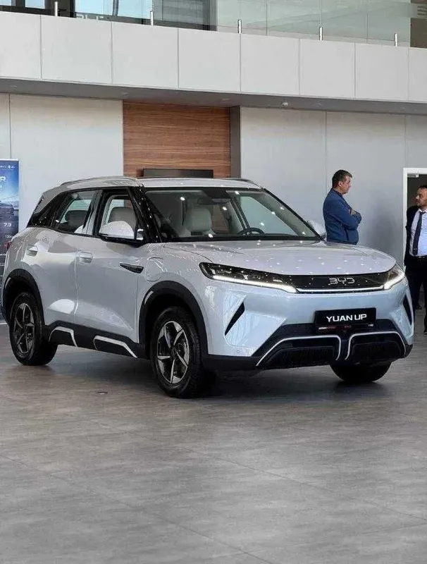 BYD Yuan up, такого не бывает, гибрид, самый полный, честная рассрочка — успейте 1