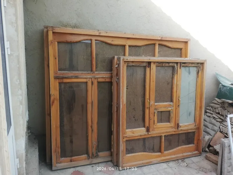 Deraza sotiladi. Holati alo. Zor. Narxi kelishiladi