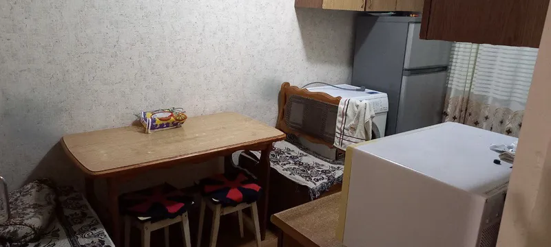 Сдаётся 3-х комнатная! Кадышева, 58 военный городок 2