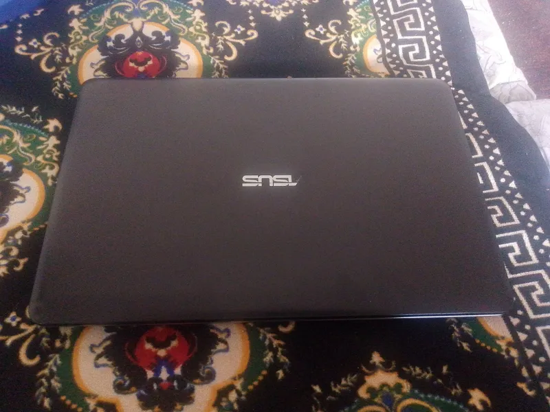 ASUS VIVO BOOK MAX