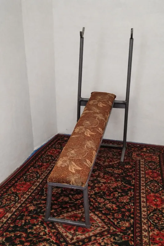Лежак для штанги, в исправном состоянии самодельный