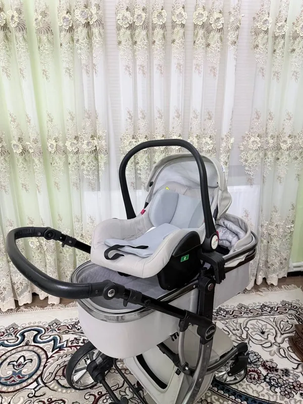 Детская коляска и авто кресло