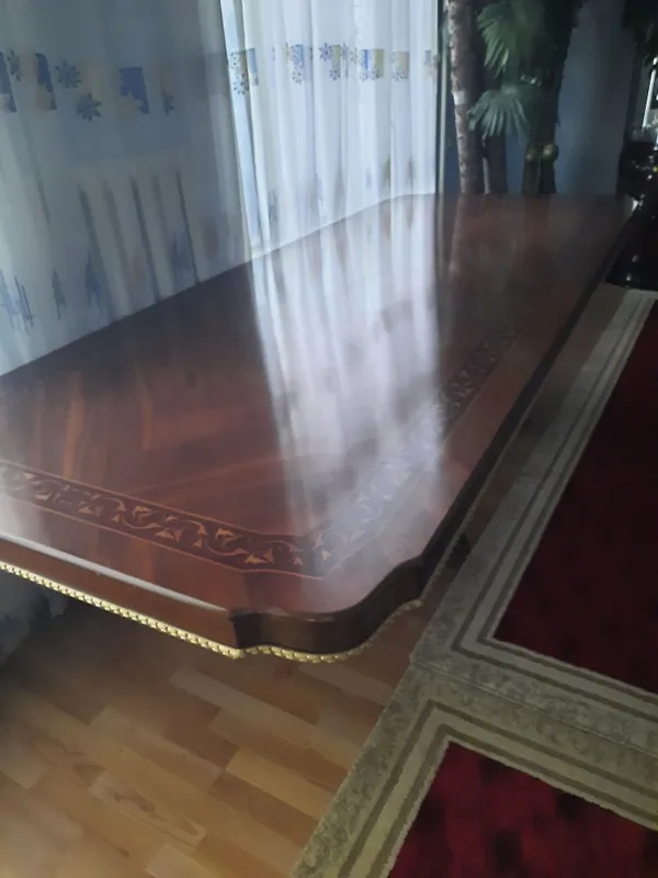 Гостиной стол сотилади — фото 1