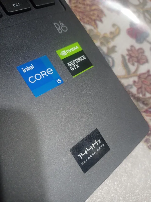 Hp victus notebook sotiladi. Holati ideal 5