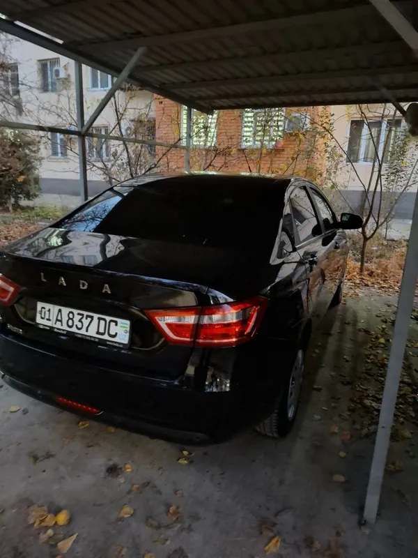 Lada vesta кофрот 2 Lada vesta кофрот 2