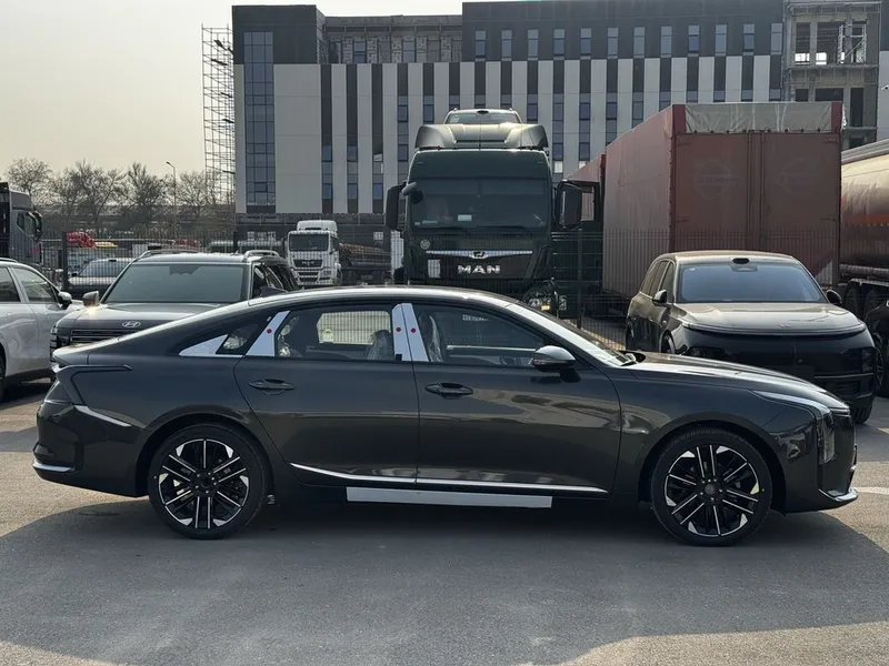 KIA K8 Hybrid в наличии New — фото 3