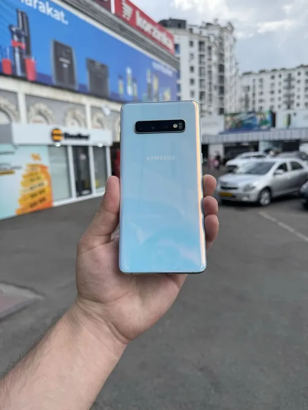 Samsung s10 Идеал 8/128 гб