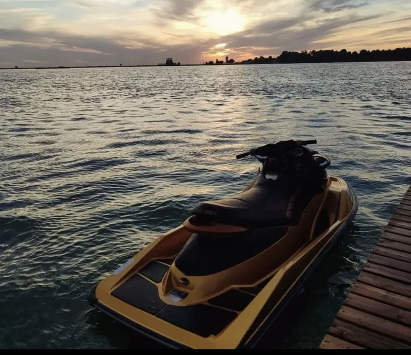 Продам sea doo rxp