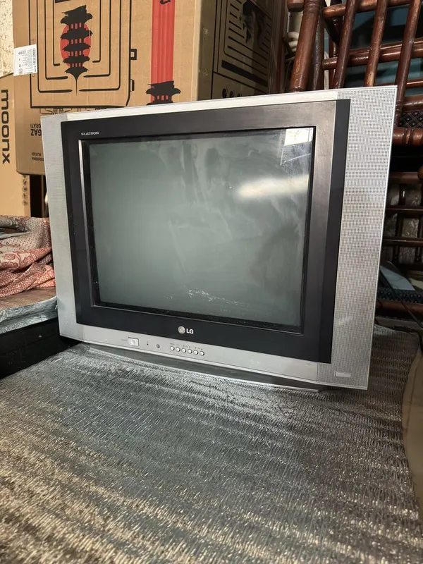 LG telvizor holati yangi