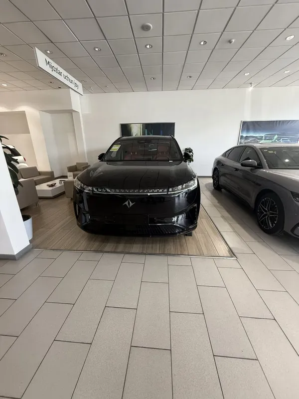 Dongfeng 008 ultra 2026 gibrid — фото 2