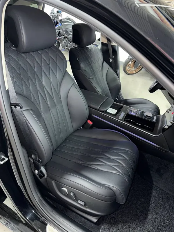 Genesis G80 AWD 2.5 6 Genesis G80 AWD 2.5 6