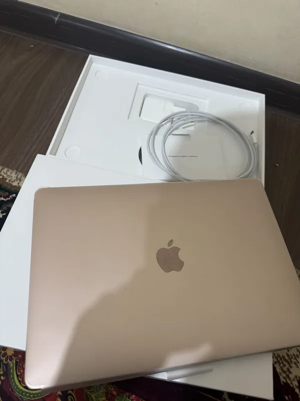 Macbook Air M1 13.3dyum 8/256 заряд 97%