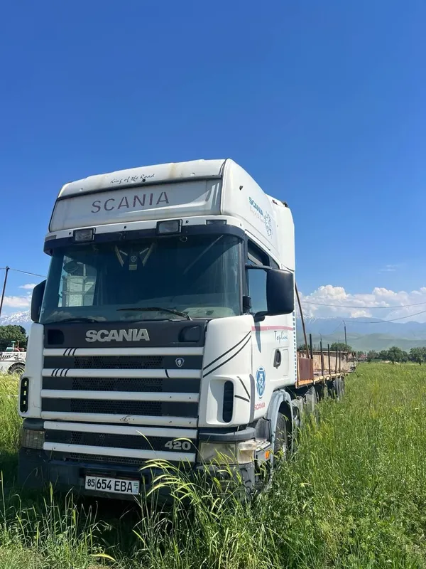 SCANIA R124L yuk tortuvchi 2001 yil 3 SCANIA R124L yuk tortuvchi 2001 yil 3