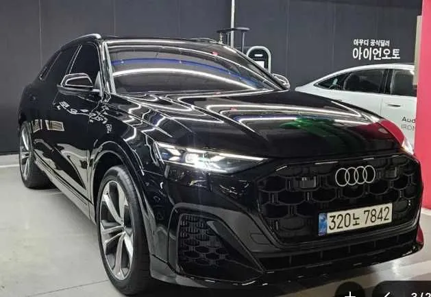 Audi Q8 55TFSI Quattro — фото 2