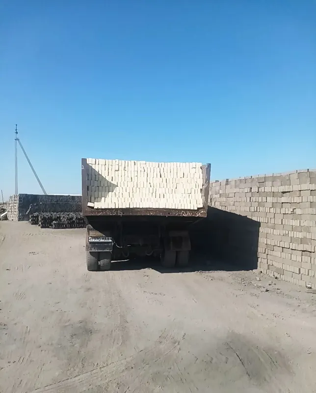 Qiziltepa gʻishtlari aʼlo sifatli yaxshi taklif dastafka bor 1 Qiziltepa gʻishtlari aʼlo sifatli yaxshi taklif dastafka bor 1