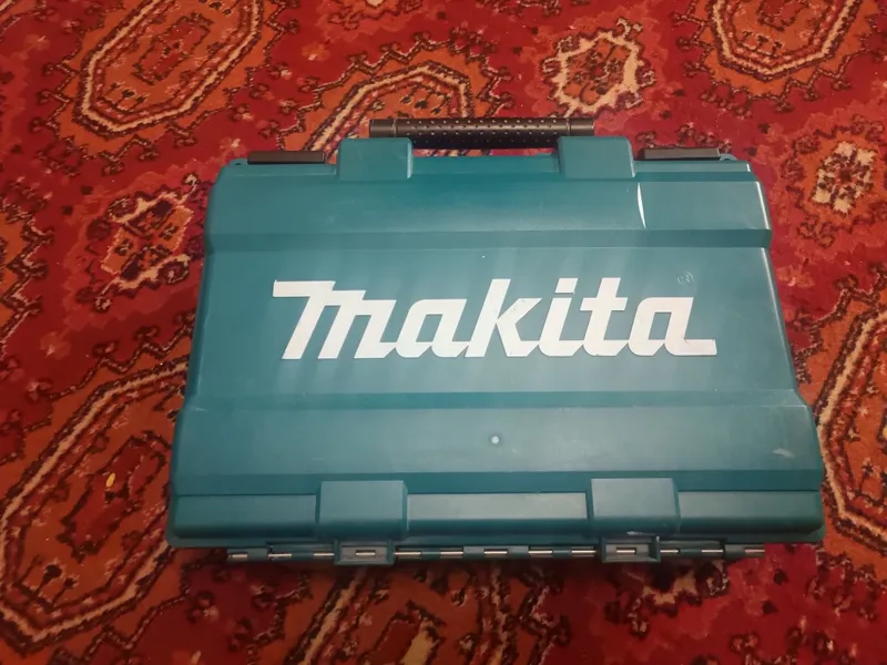 Продается перфоратор Makita — фото 4