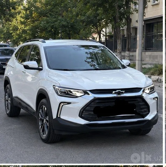 Модель: Chevrolet Tracker Год: 2024 Кузов: SUV / кроссовер Цвет: белый 2 Модель: Chevrolet Tracker Год: 2024 Кузов: SUV / кроссовер Цвет: белый 2