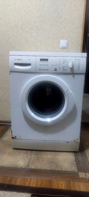 Продается стиральная машина Bosch на запчасти. 2