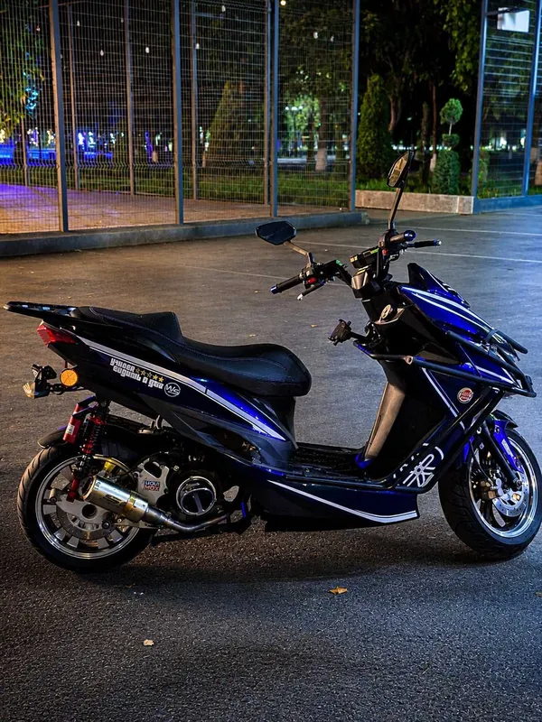 Скутер Force 150 2