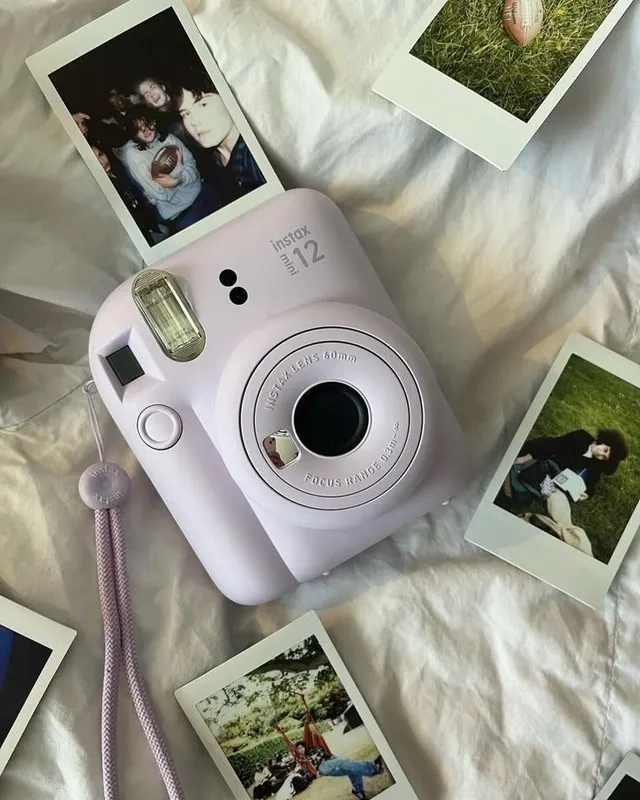 Фотоаппарат Instax mini Фотоаппарат Instax mini