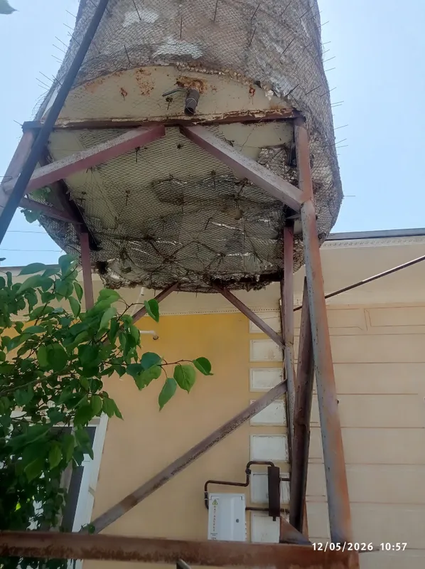 Suv bashni 10 toʻnali ichida suvi bilan turipti ichimlik suvi — фото 1