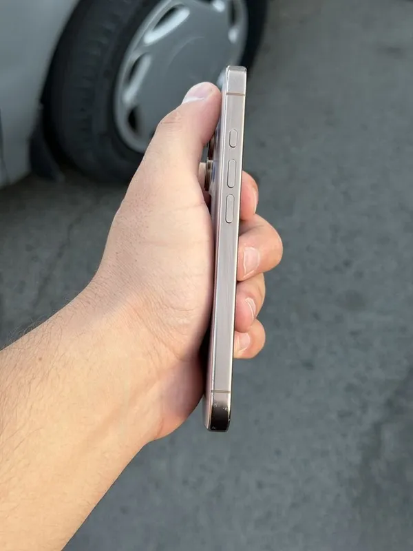 iPhone 16 Pro 512 ГБ, 82% ёмкости аккумулятора 4 iPhone 16 Pro 512 ГБ, 82% ёмкости аккумулятора 4