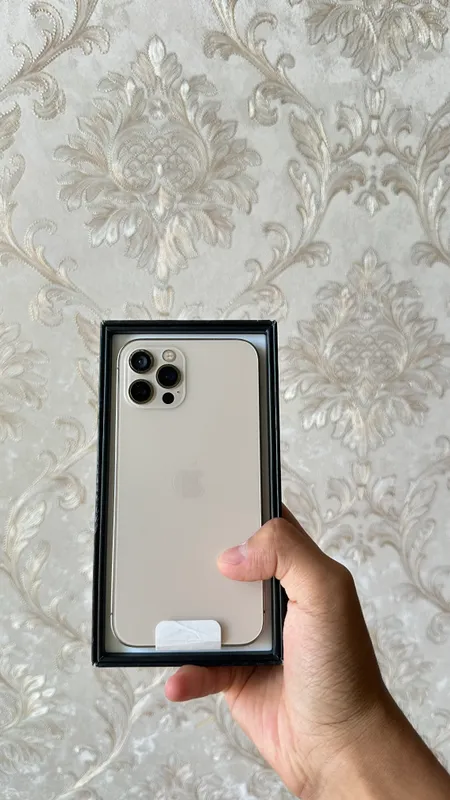 iPhone 12 Pro Gold iPhone 12 Pro Gold
